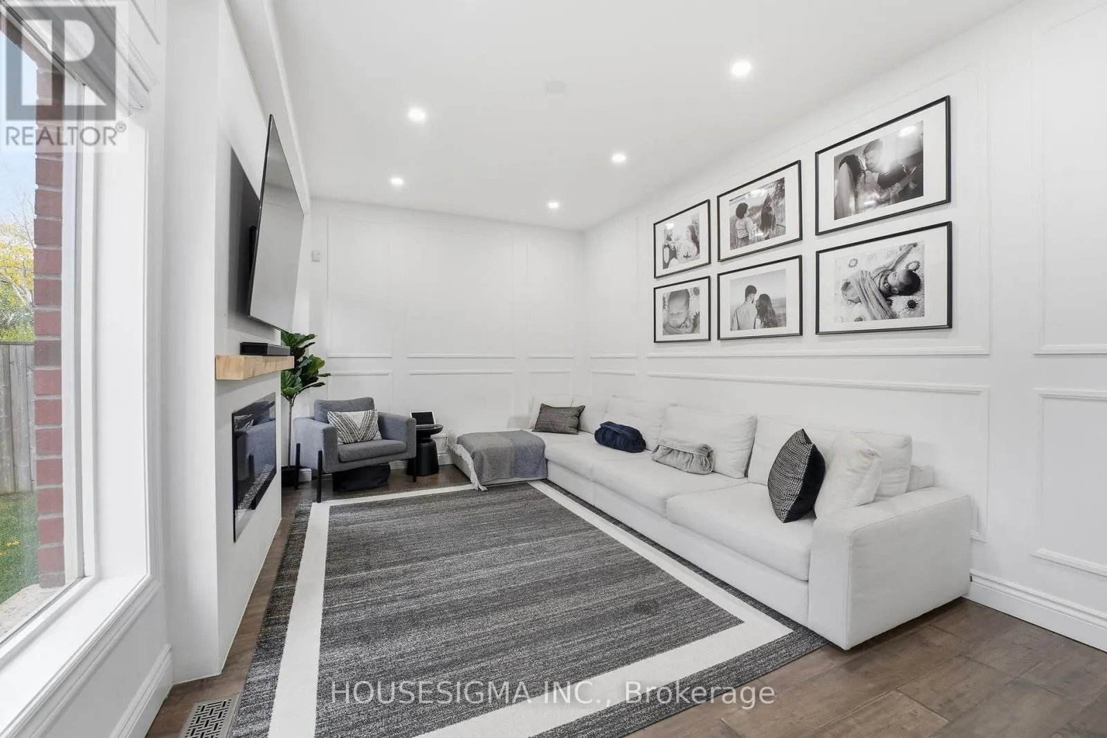 92 GLENMEADOW CRESCENT