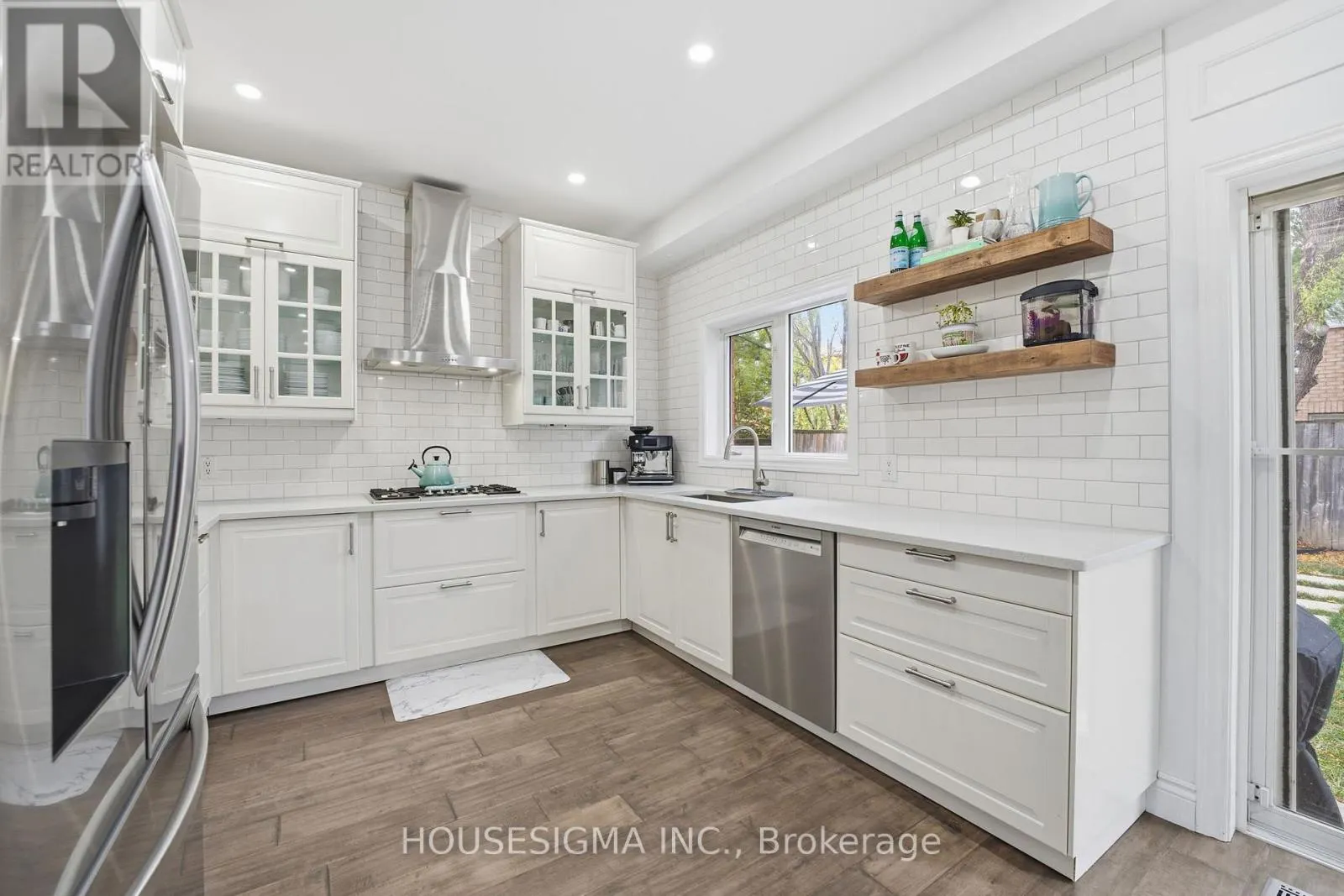 92 GLENMEADOW CRESCENT