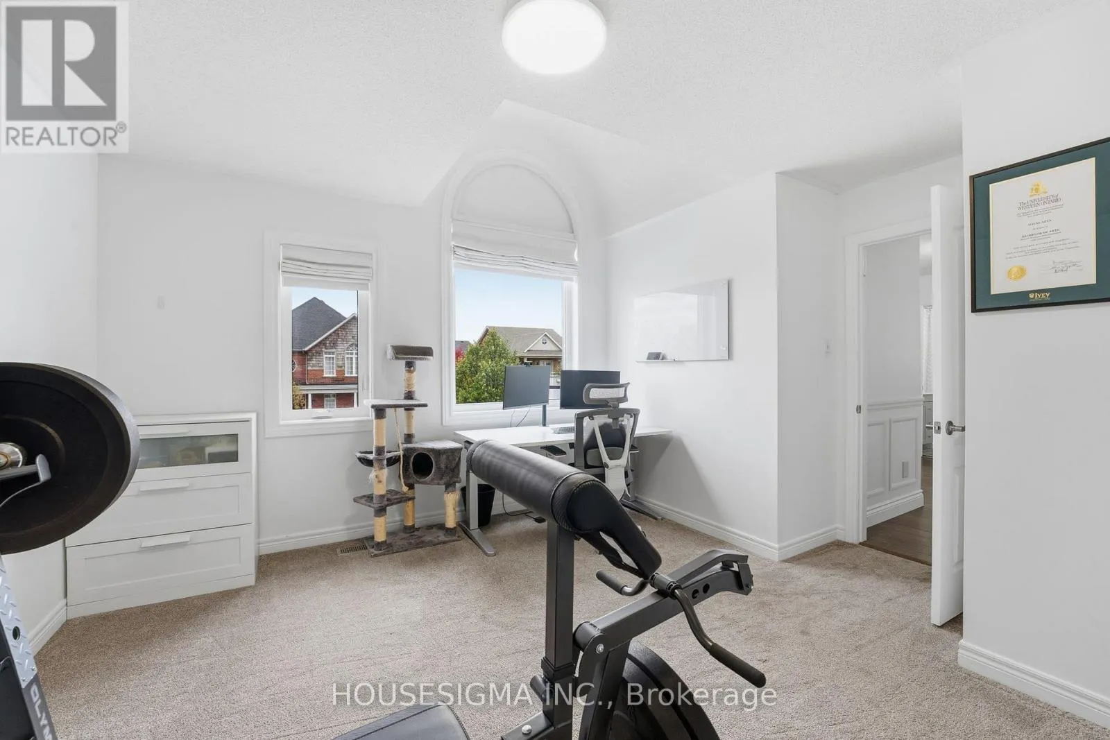 92 GLENMEADOW CRESCENT