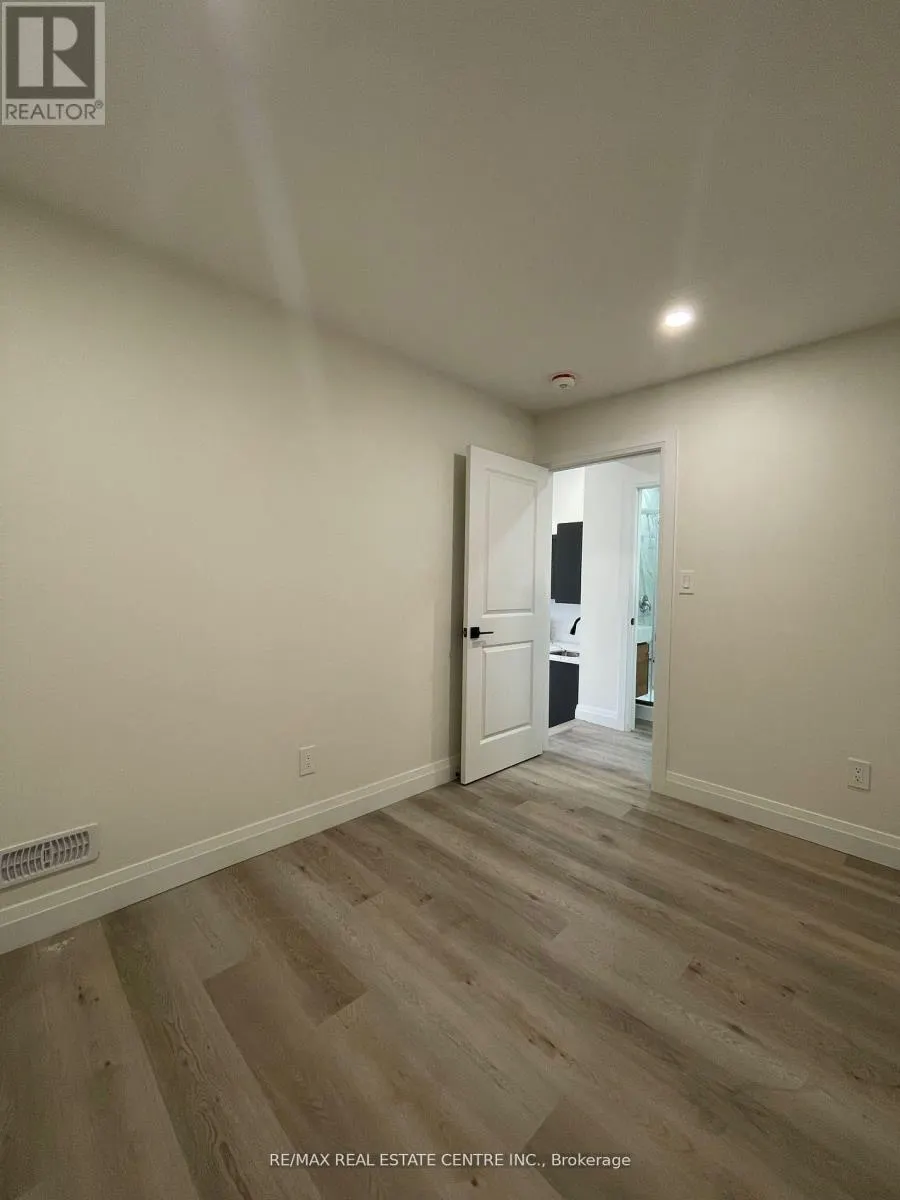 LOWER - 63 WARREN TRAIL