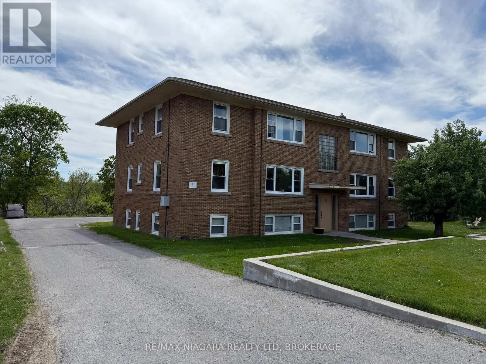 1 - 9 RIVERVIEW BOULEVARD, #1