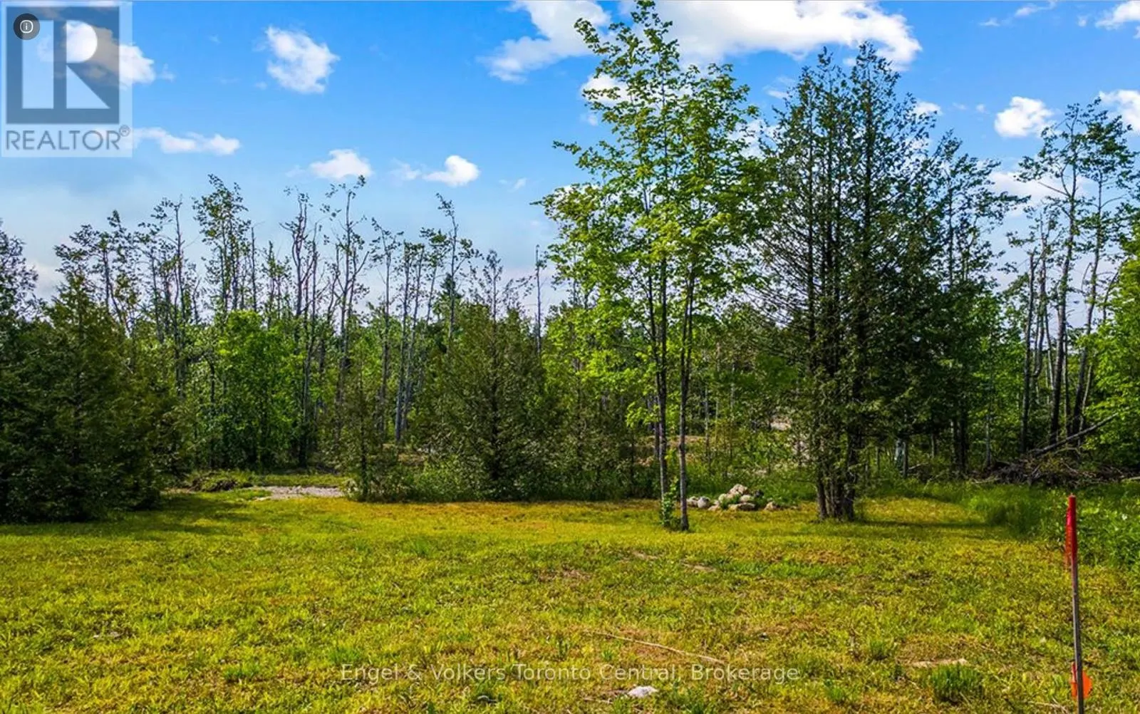 429571 8TH B CONCESSION