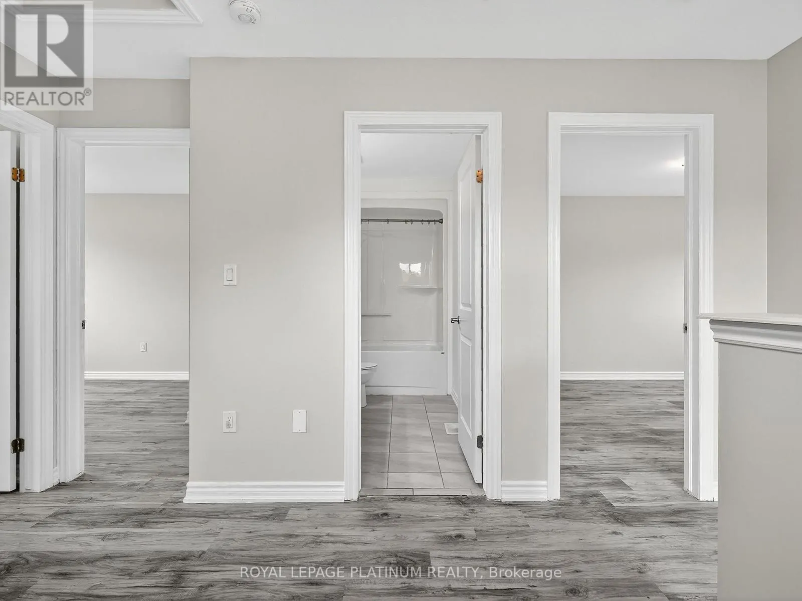 14 - 7945 OLDFIELD ROAD