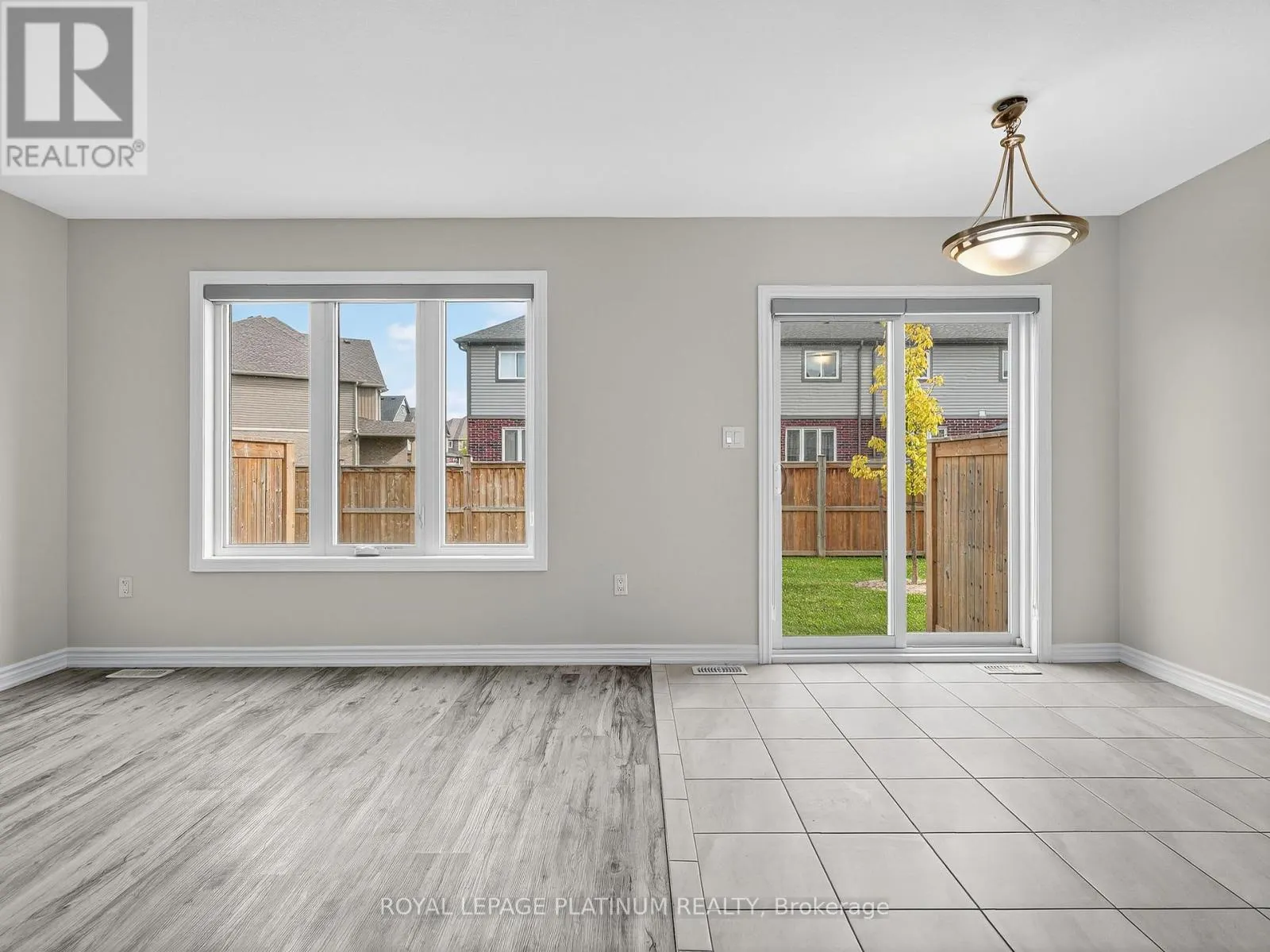 14 - 7945 OLDFIELD ROAD