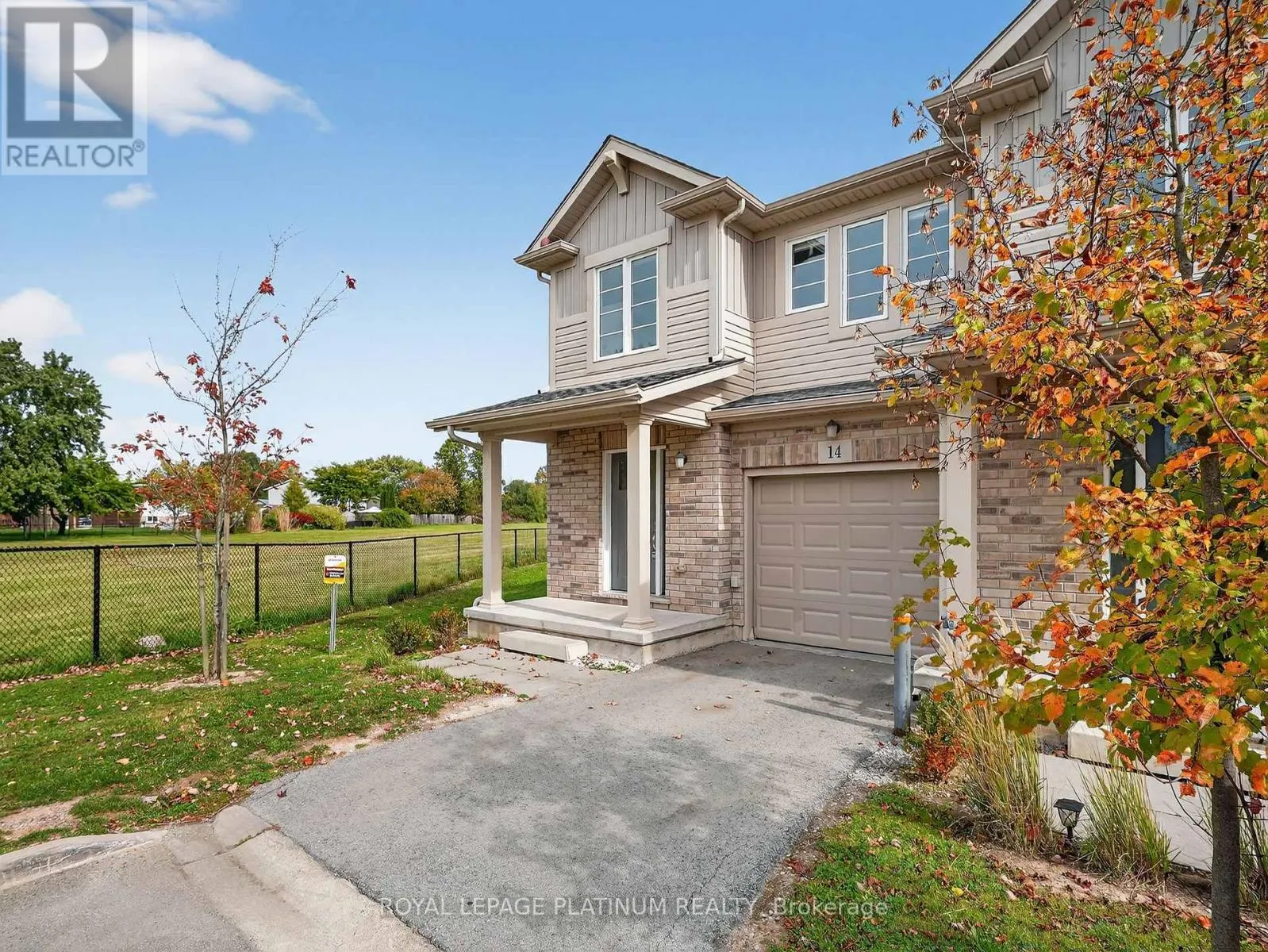 14 - 7945 OLDFIELD ROAD