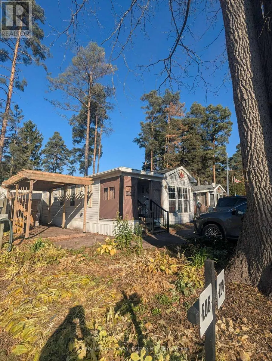 E8 - 77794 ORCHARD LINE, #E8