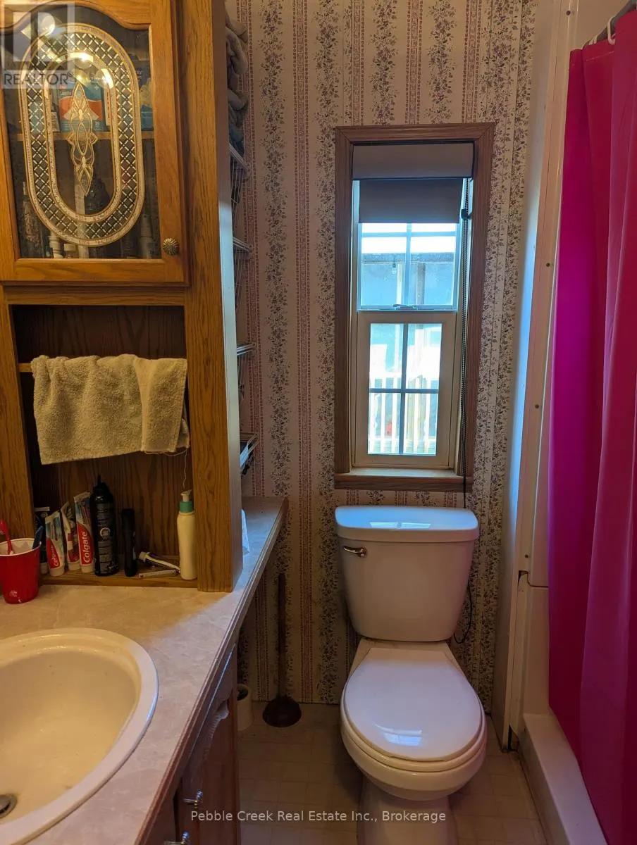 E8 - 77794 ORCHARD LINE, #E8