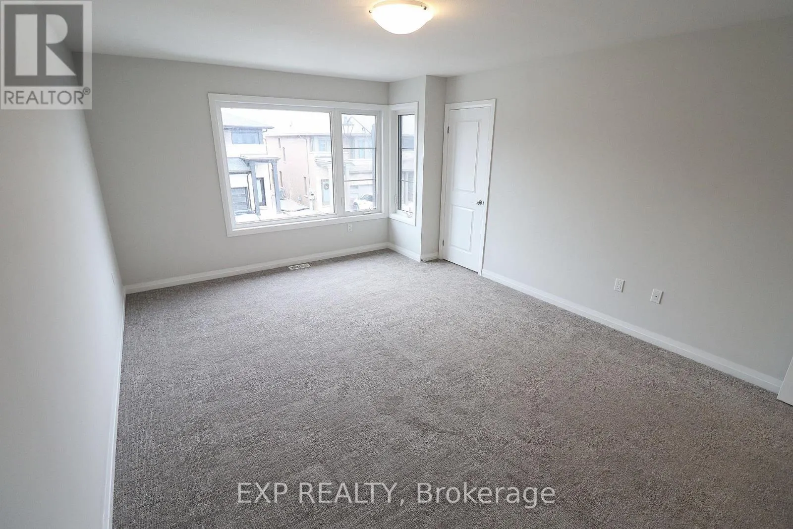 24 - 4552 PORTAGE ROAD