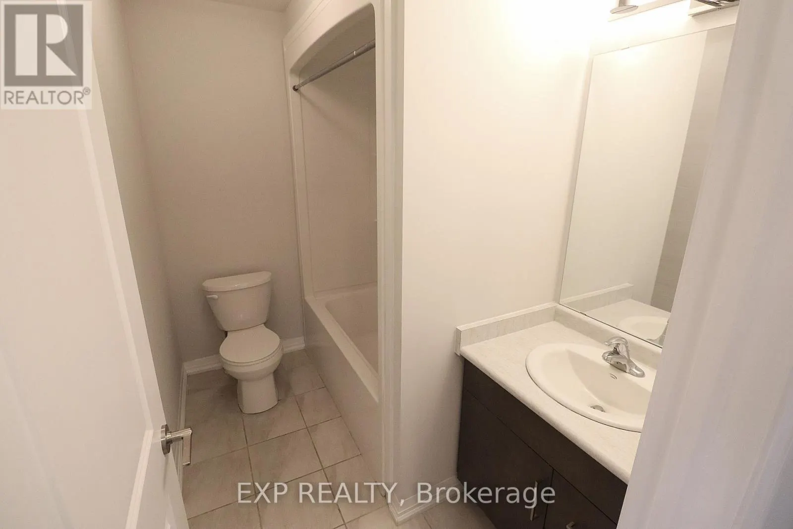 24 - 4552 PORTAGE ROAD