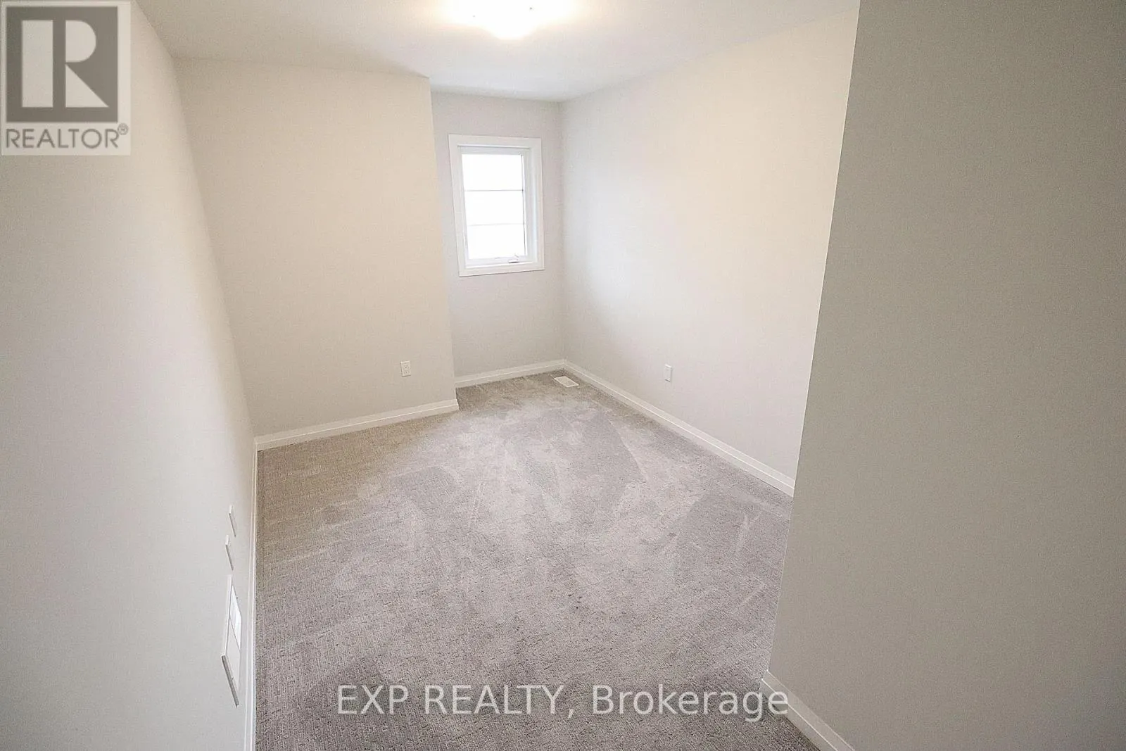 24 - 4552 PORTAGE ROAD