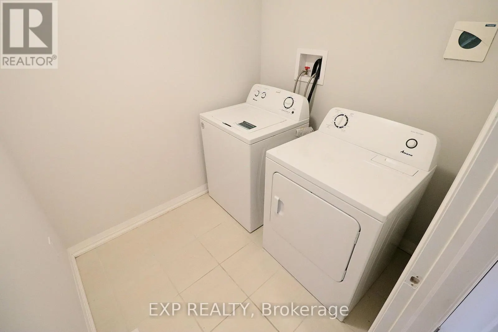 24 - 4552 PORTAGE ROAD