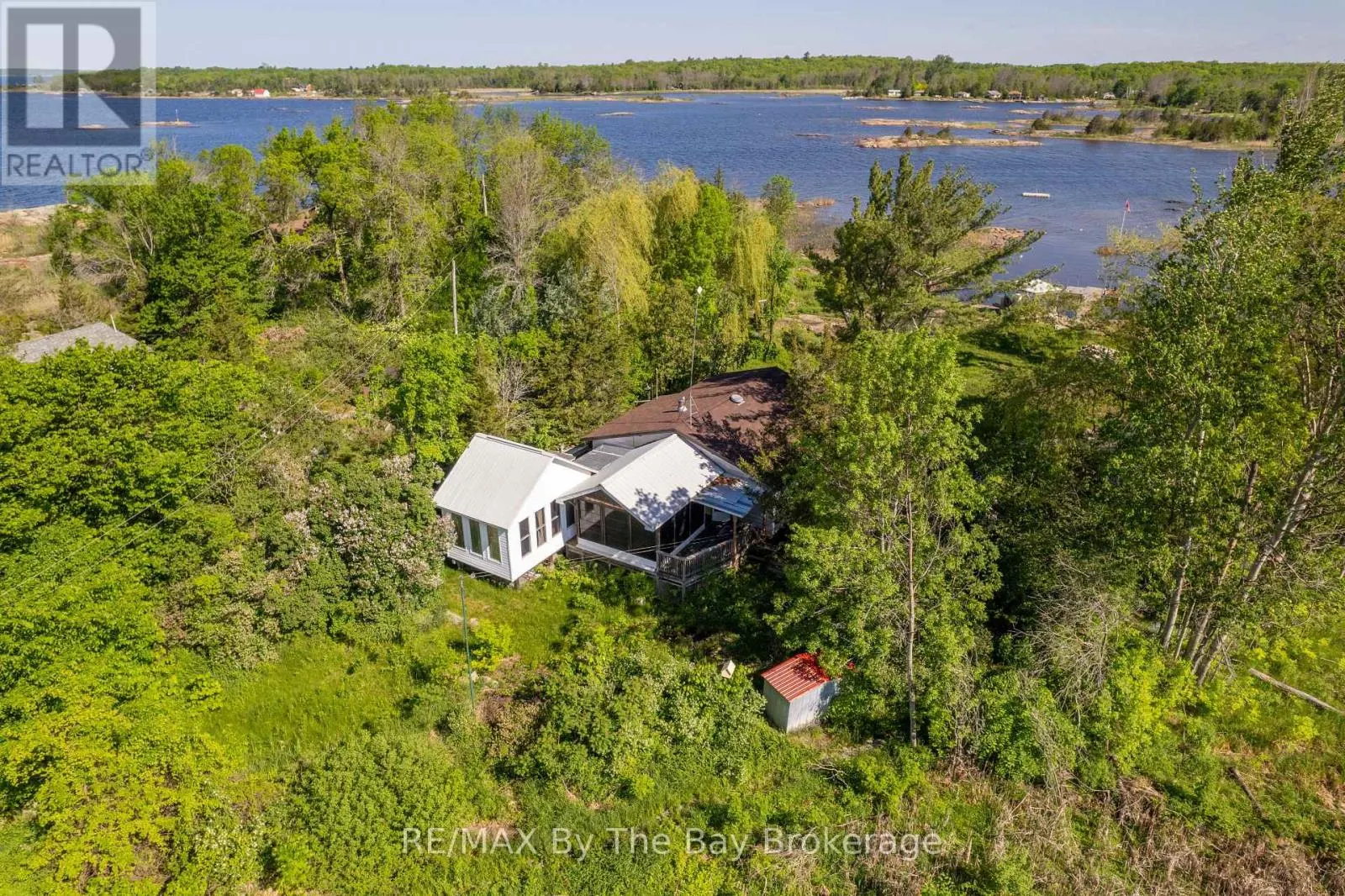 116 ISLAND 150/ BROSSEAU ISLAND