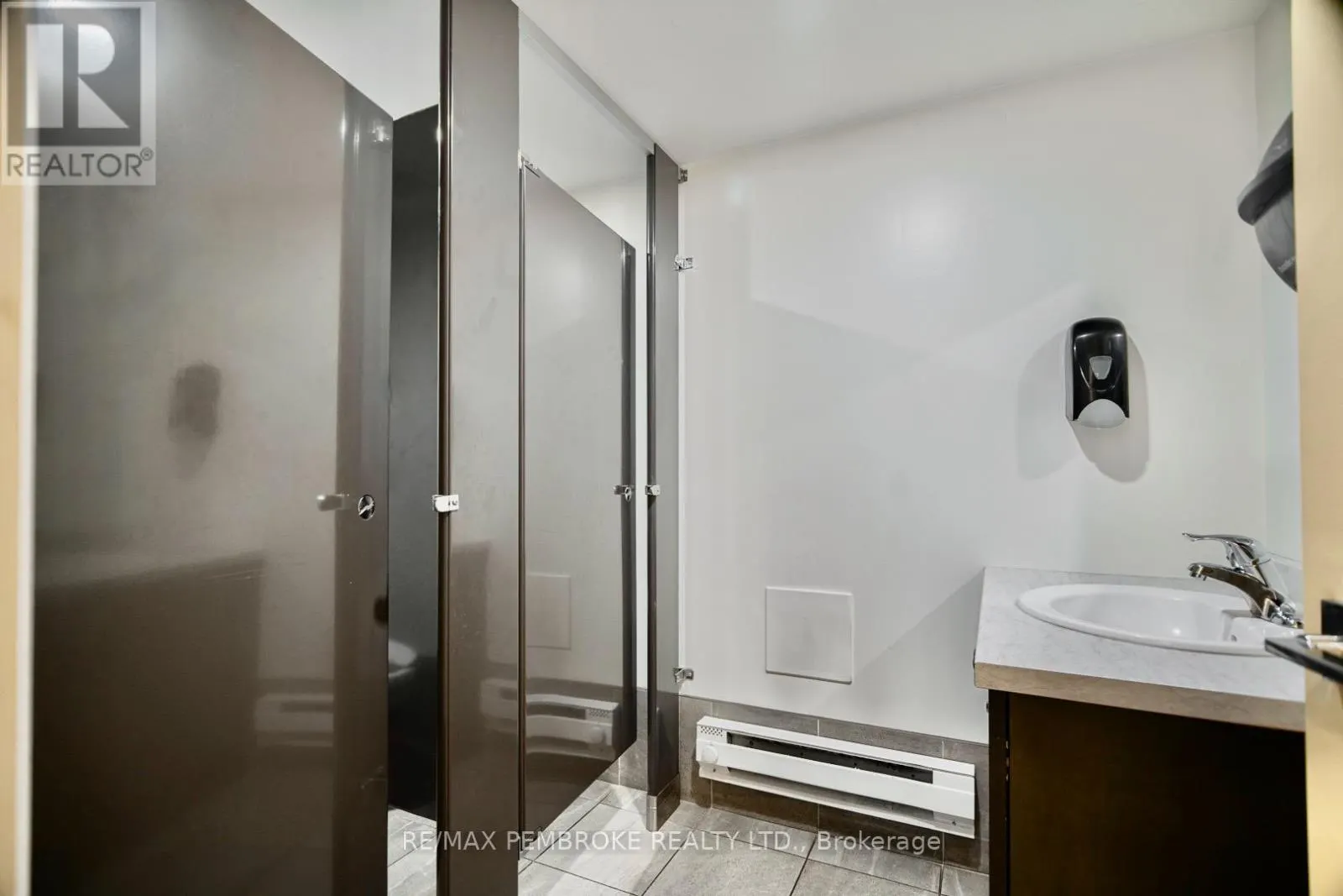 119 PEMBROKE STREET W