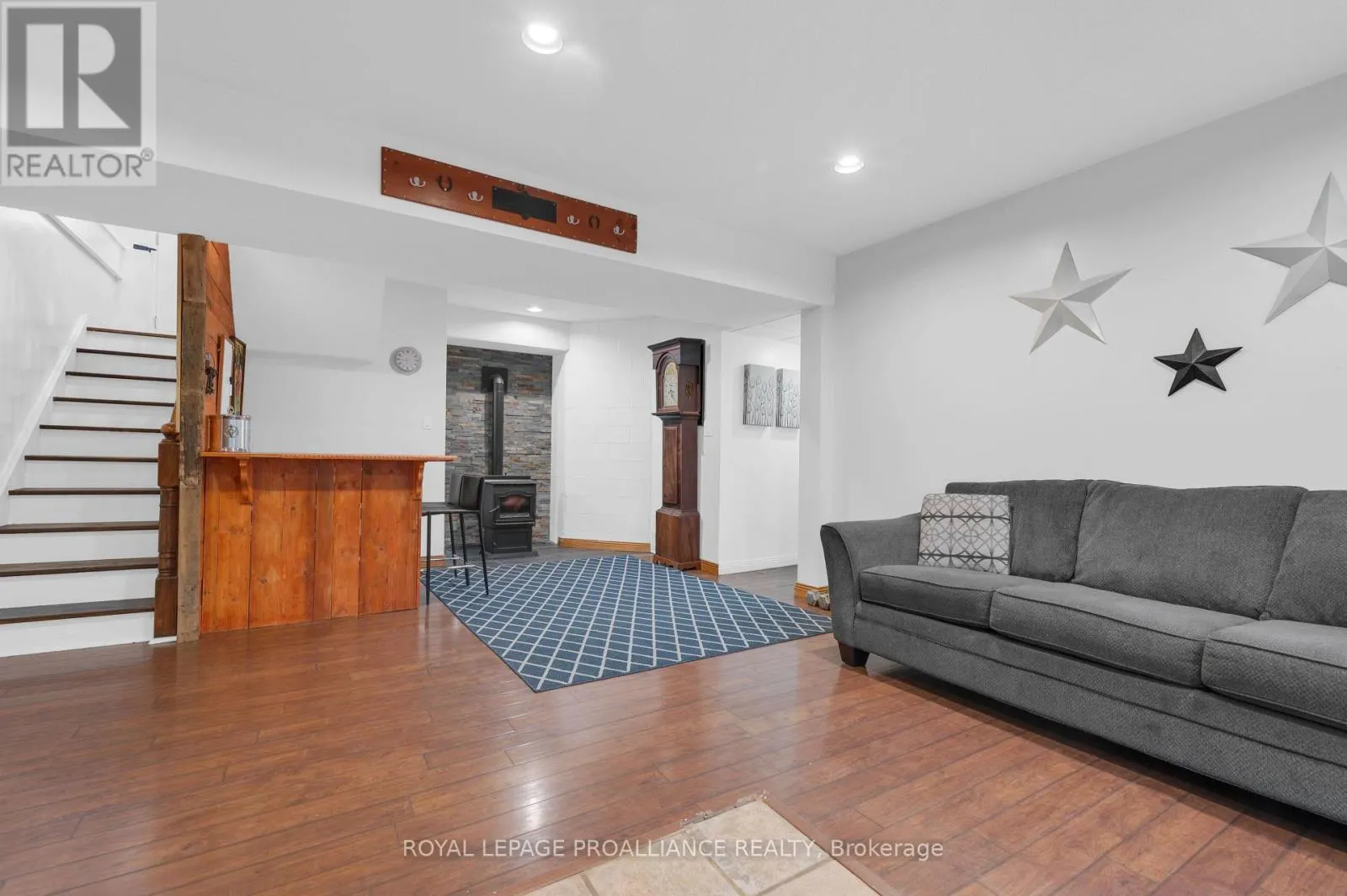 1403A CROOKSTON ROAD