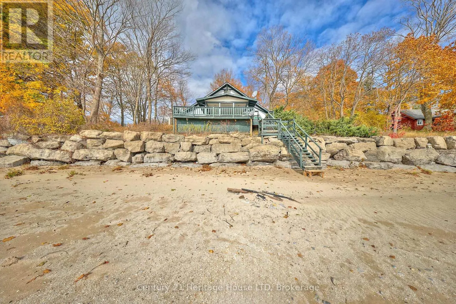 1033 FIRELANE 1 ROAD