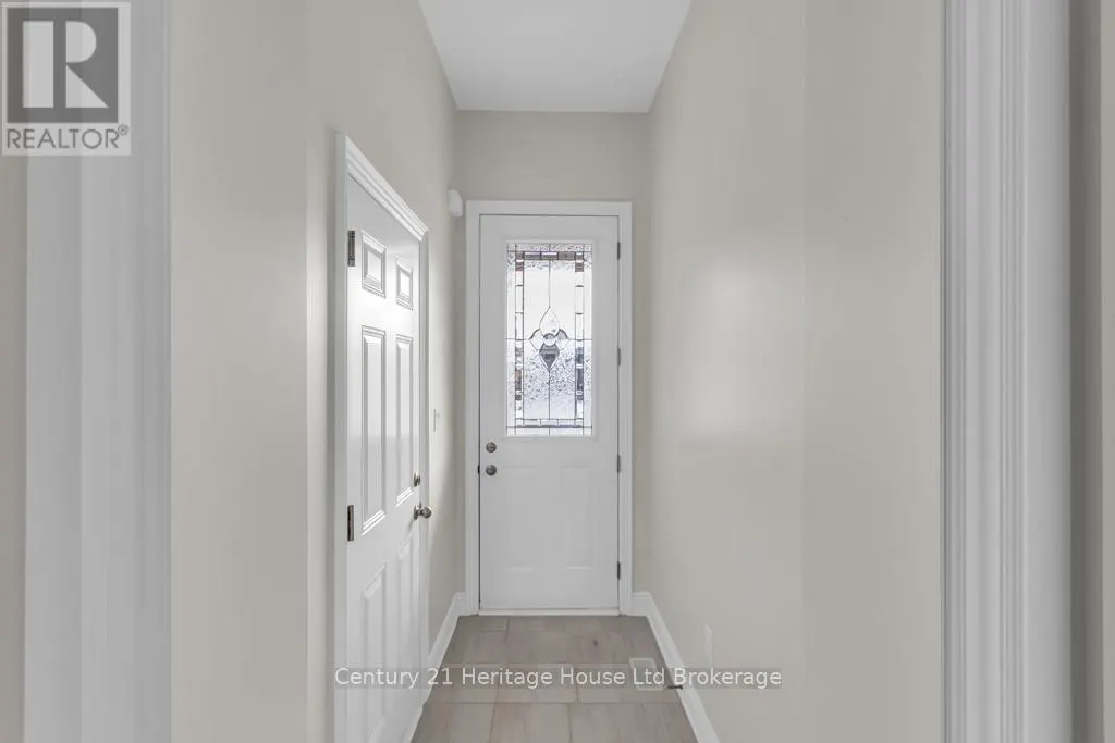 30 SEATON CRESCENT