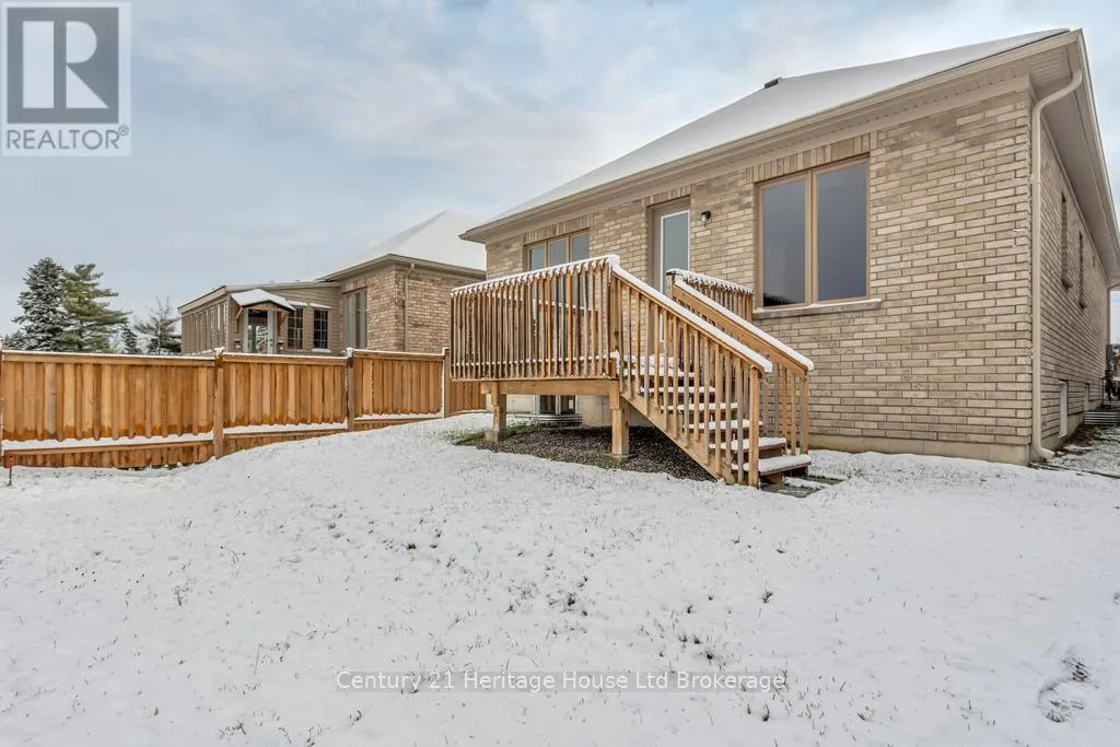30 SEATON CRESCENT