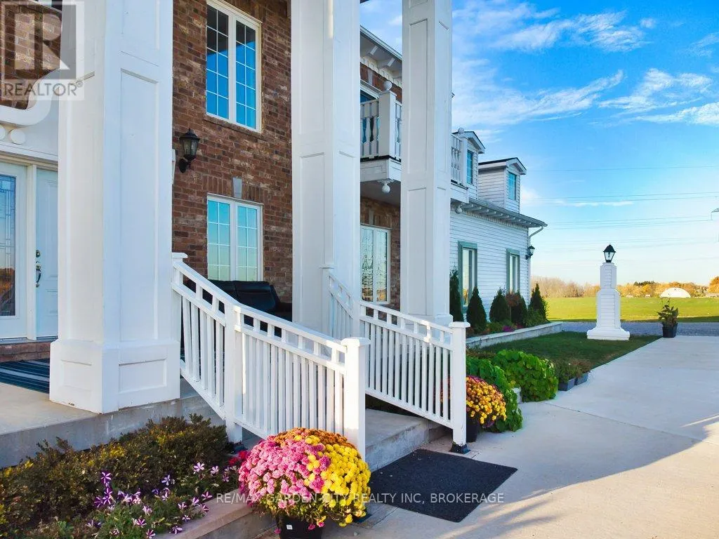 2400 EFFINGHAM STREET