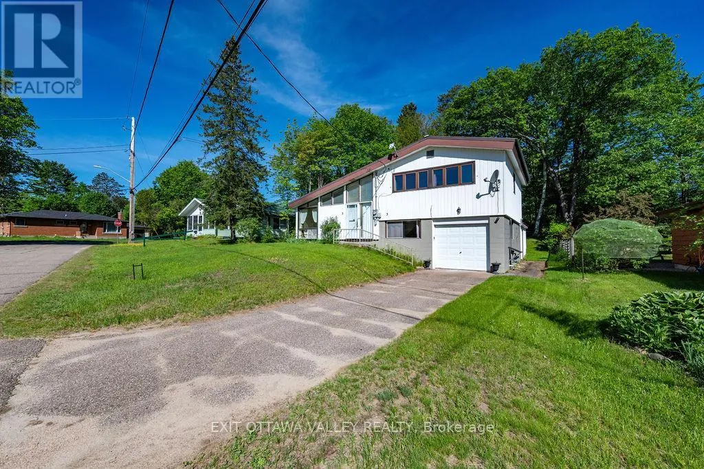 3 NEWTON CRESCENT