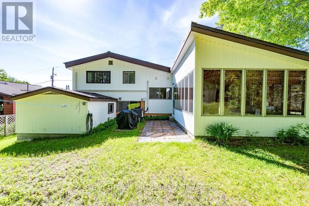 3 NEWTON CRESCENT