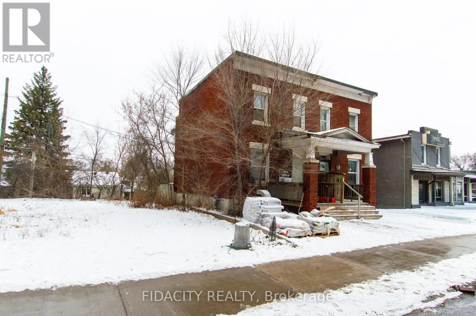 87 RICHMOND ROAD