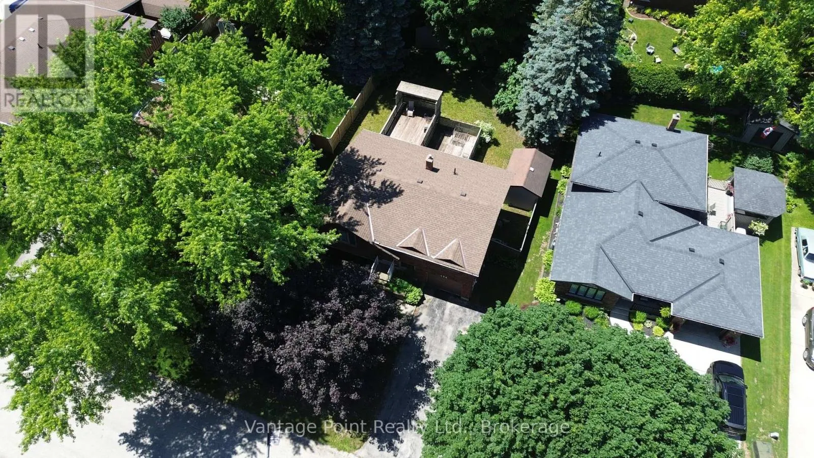 154 15TH AVE CLOSE