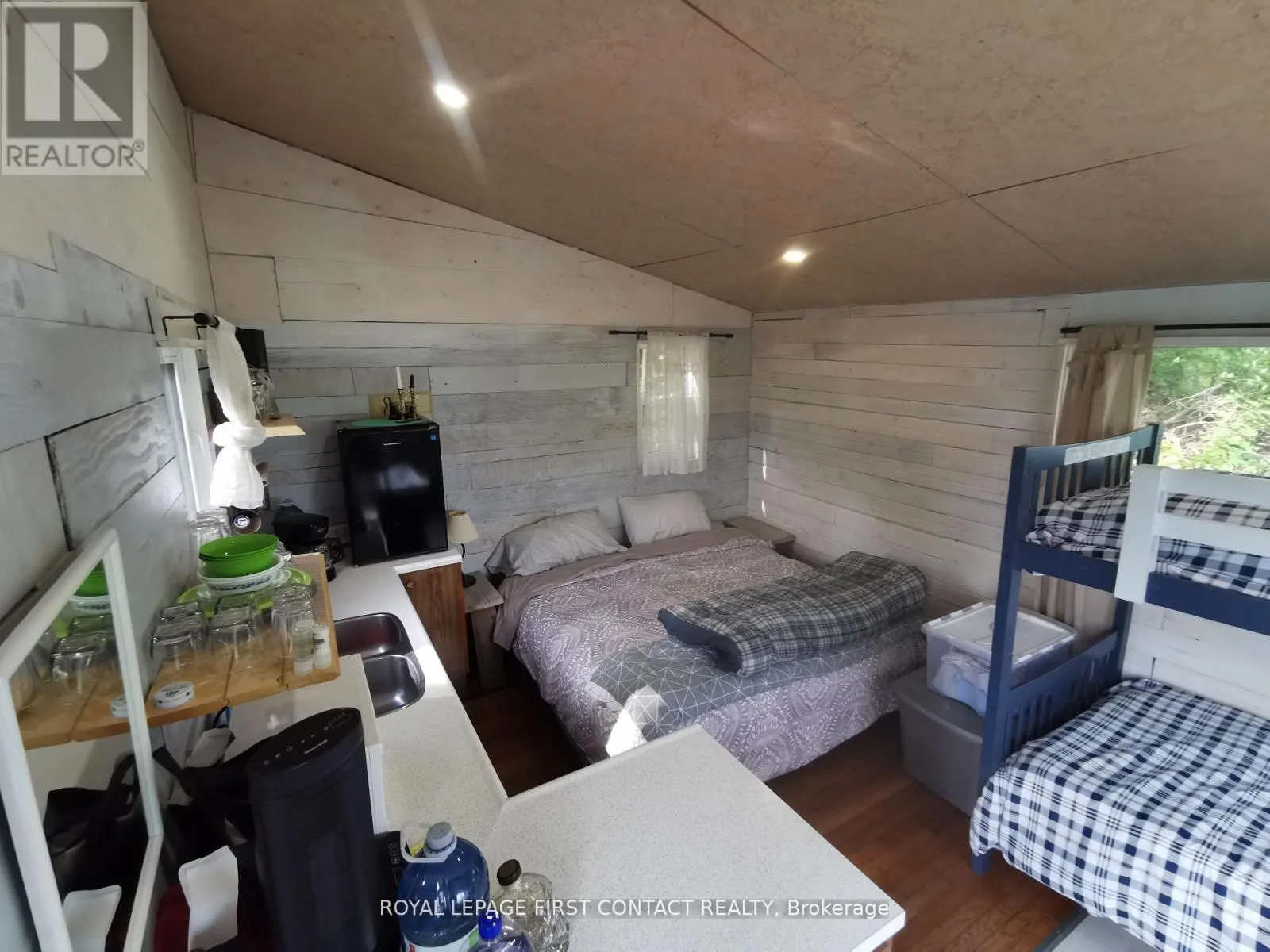 333 HEALEY LAKE W/A