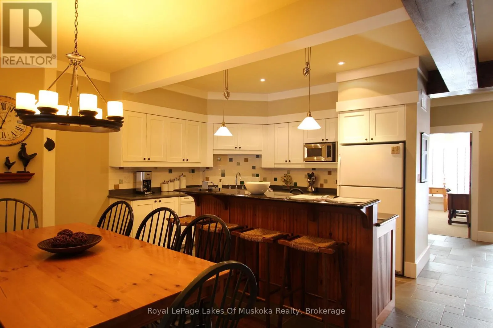 V 7, W 10 - 1020 BIRCH GLEN ROAD #V 7, W 10