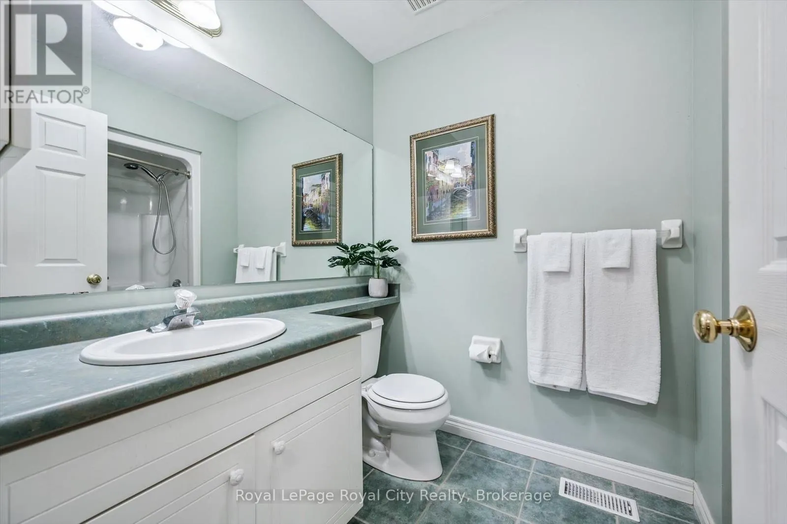 133 RIVERWALK PLACE