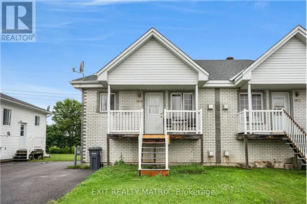 1013 JACYNTHE STREET