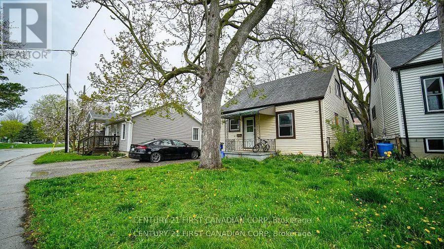 19 MONTGOMERY DRIVE
