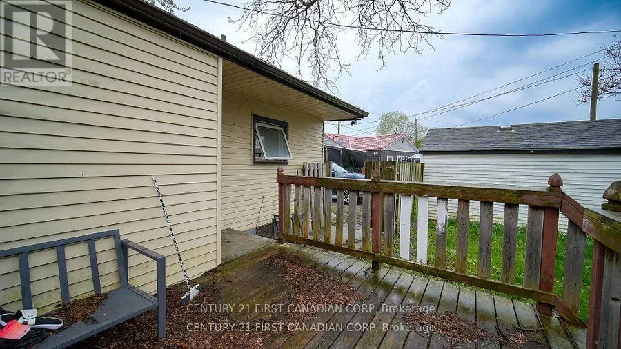 19 MONTGOMERY DRIVE