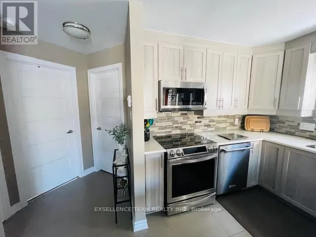 201 - 222 FIRST STREET E