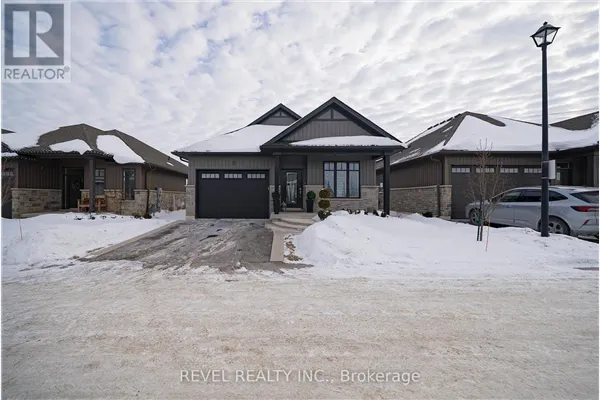 8 - 24 CRADDOCK BOULEVARD