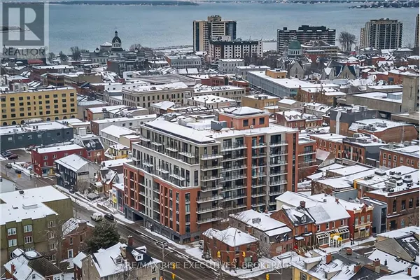 810 - 223 PRINCESS STREET #810