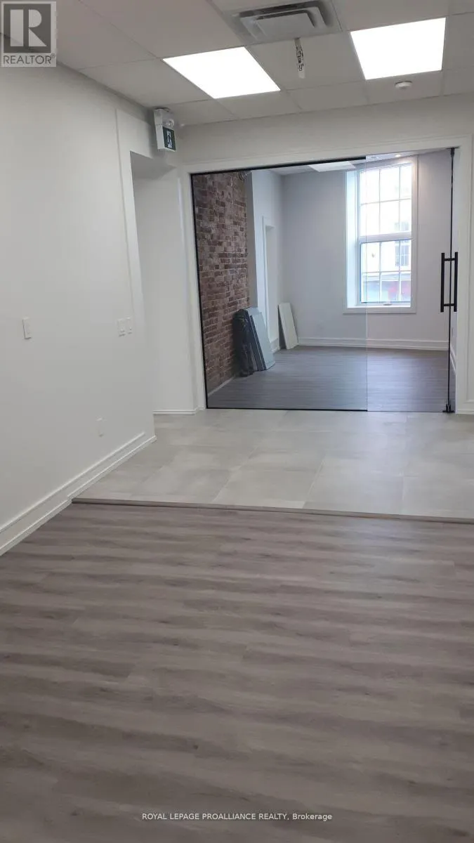 C - 31 WALTON STREET #C