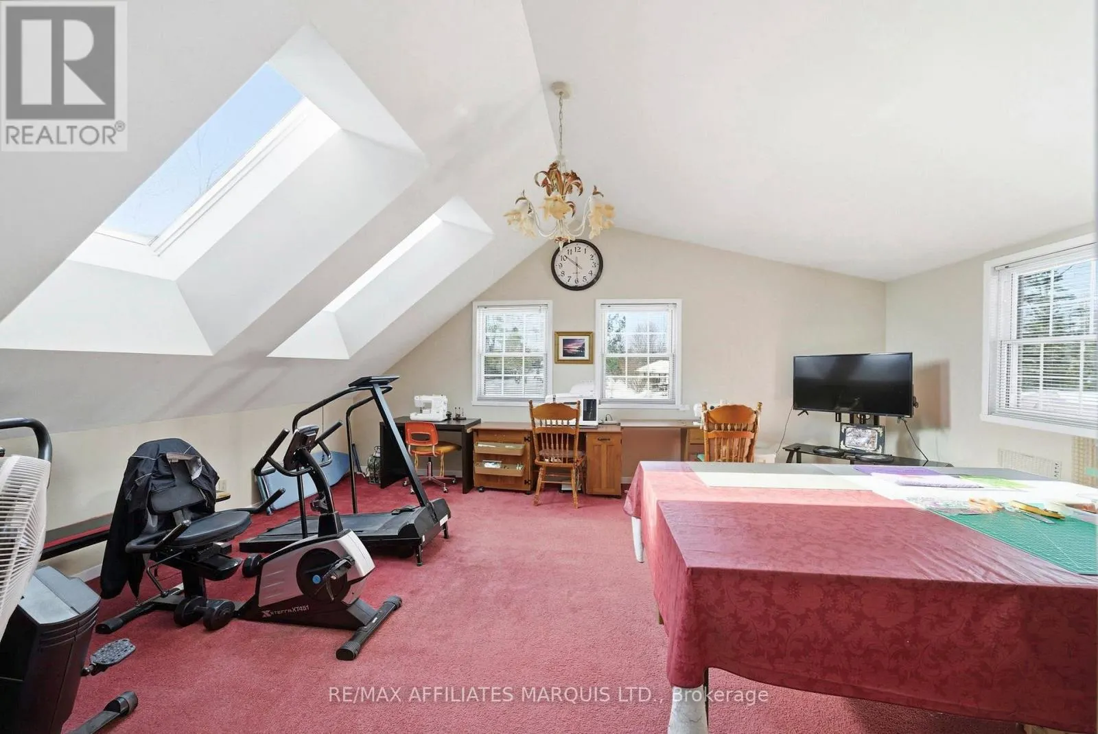 16985 HEADLINE ROAD