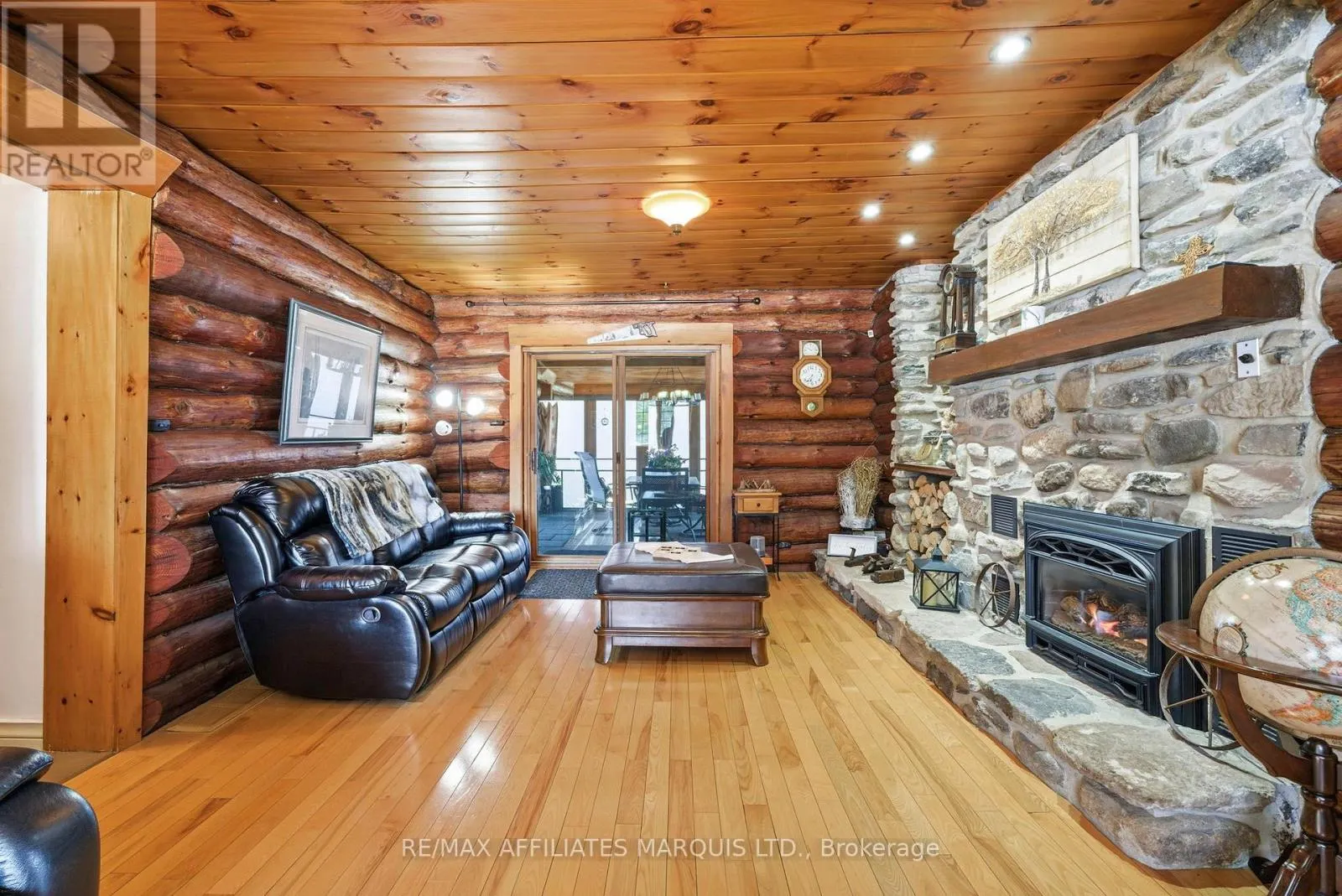 16985 HEADLINE ROAD