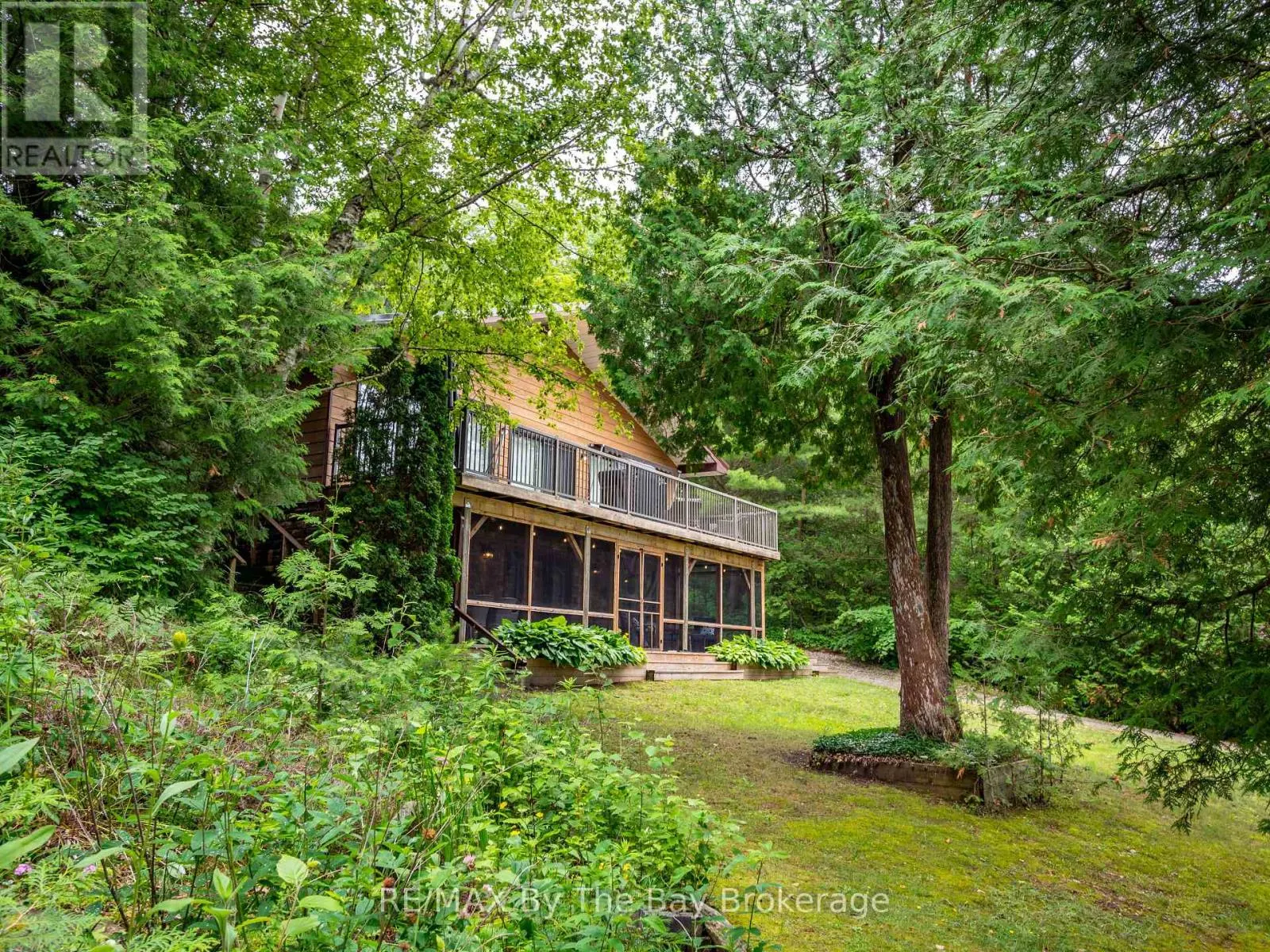 4018 ISLAND 980 / DEER ISLAND