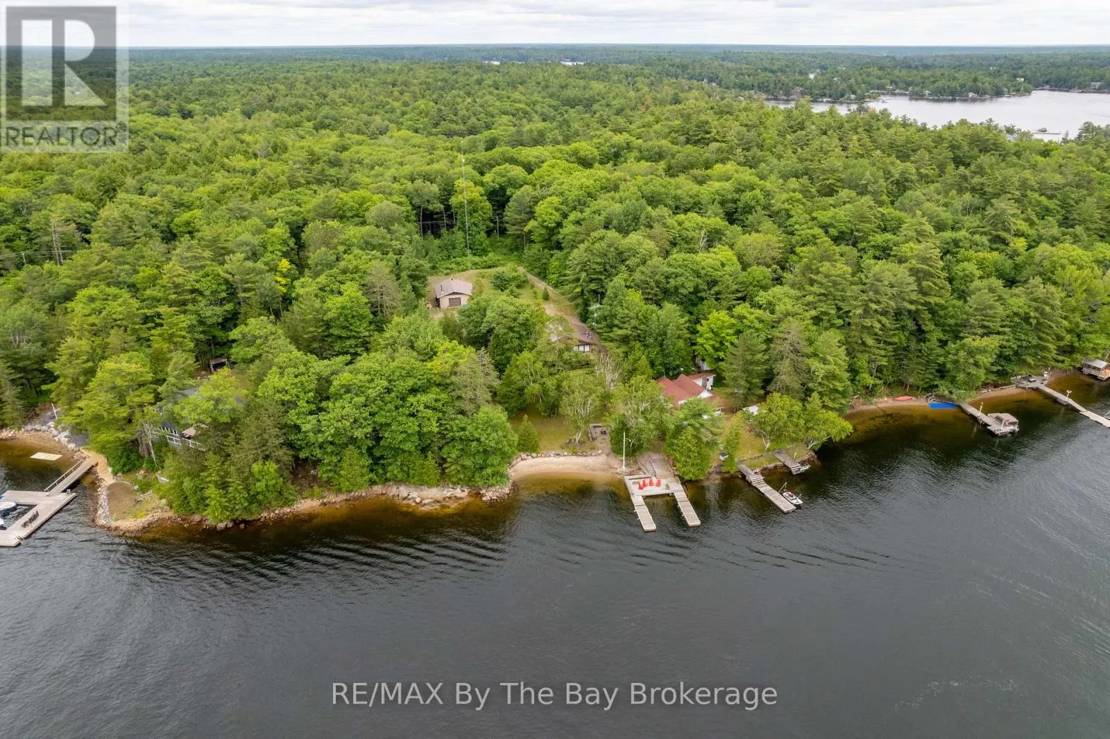 4018 ISLAND 980 / DEER ISLAND
