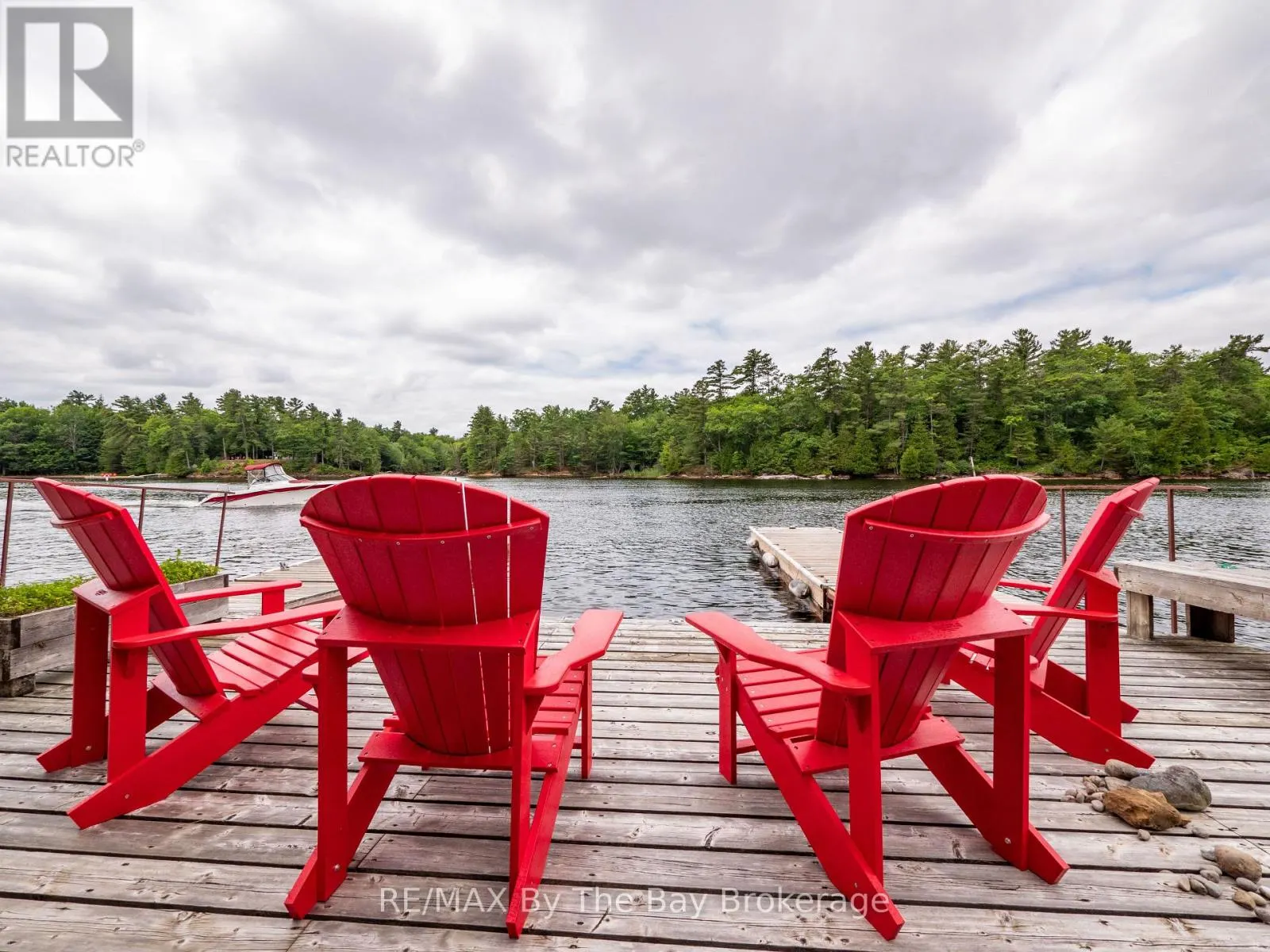 4018 ISLAND 980 / DEER ISLAND