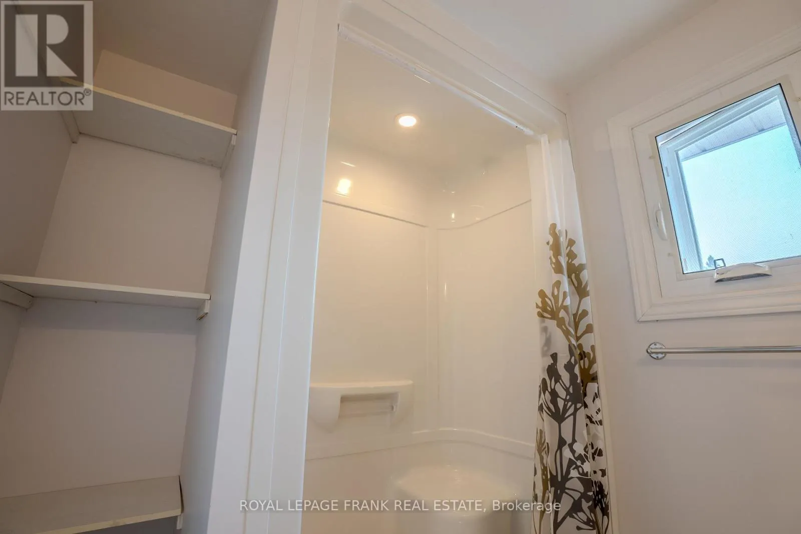 4075 COUNTY RD 121 N