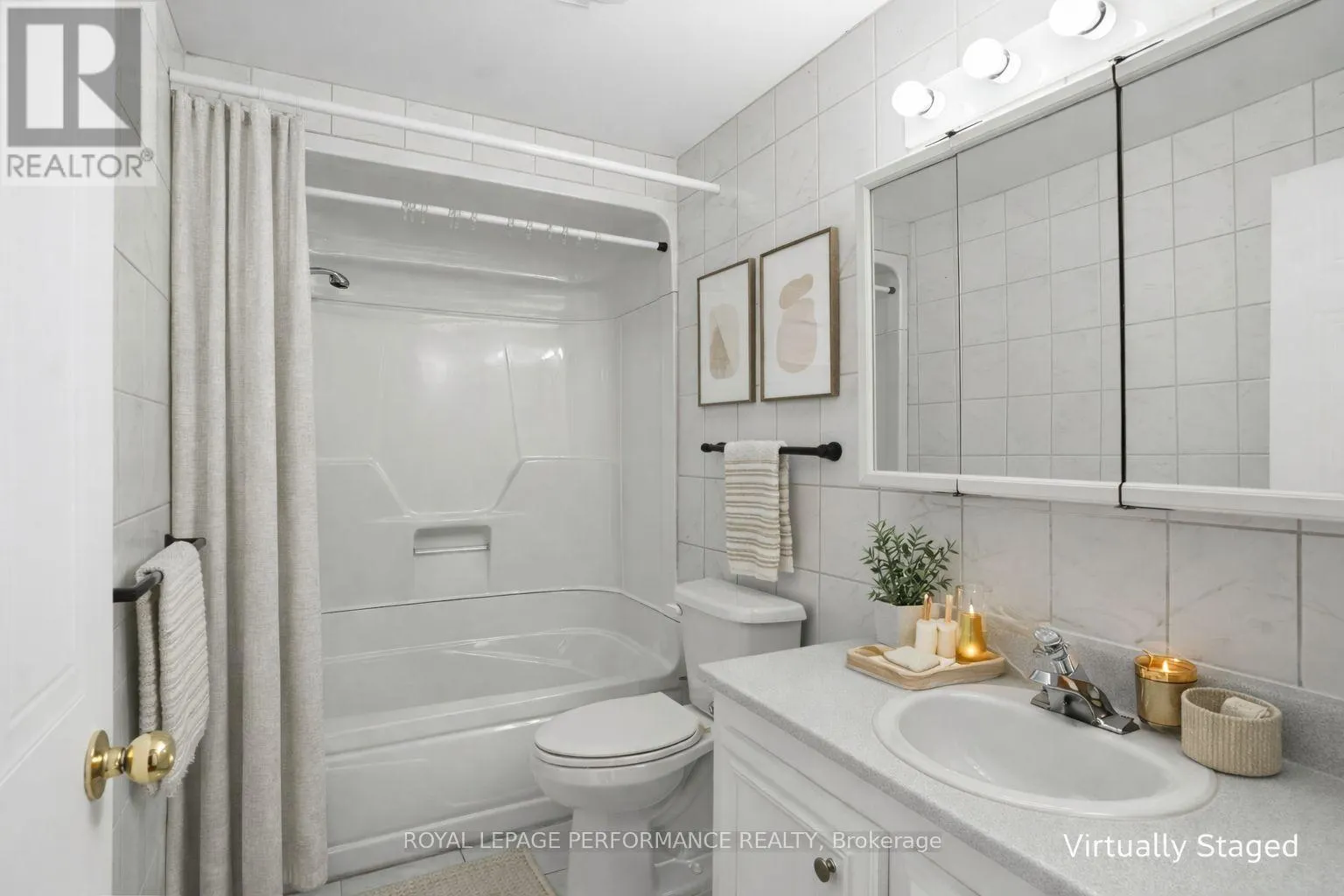 112 - 1101 CLEMENT STREET