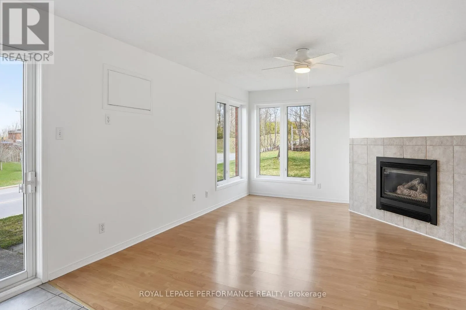 112 - 1101 CLEMENT STREET