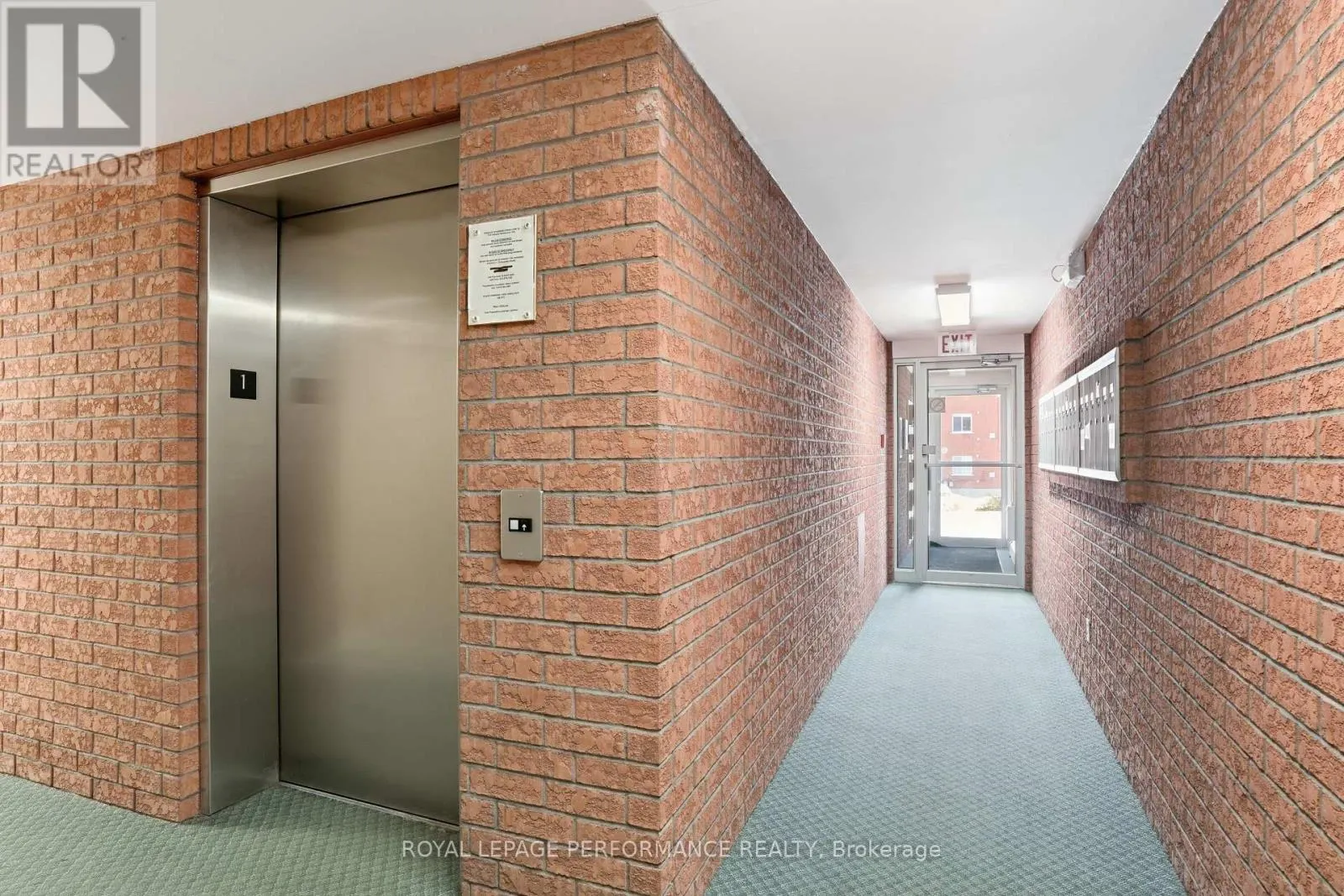 112 - 1101 CLEMENT STREET