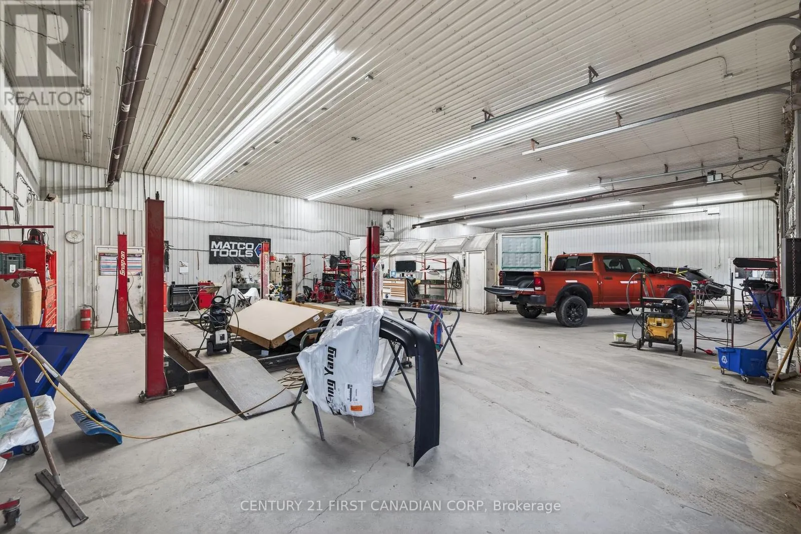 12353 RIDGE LINE