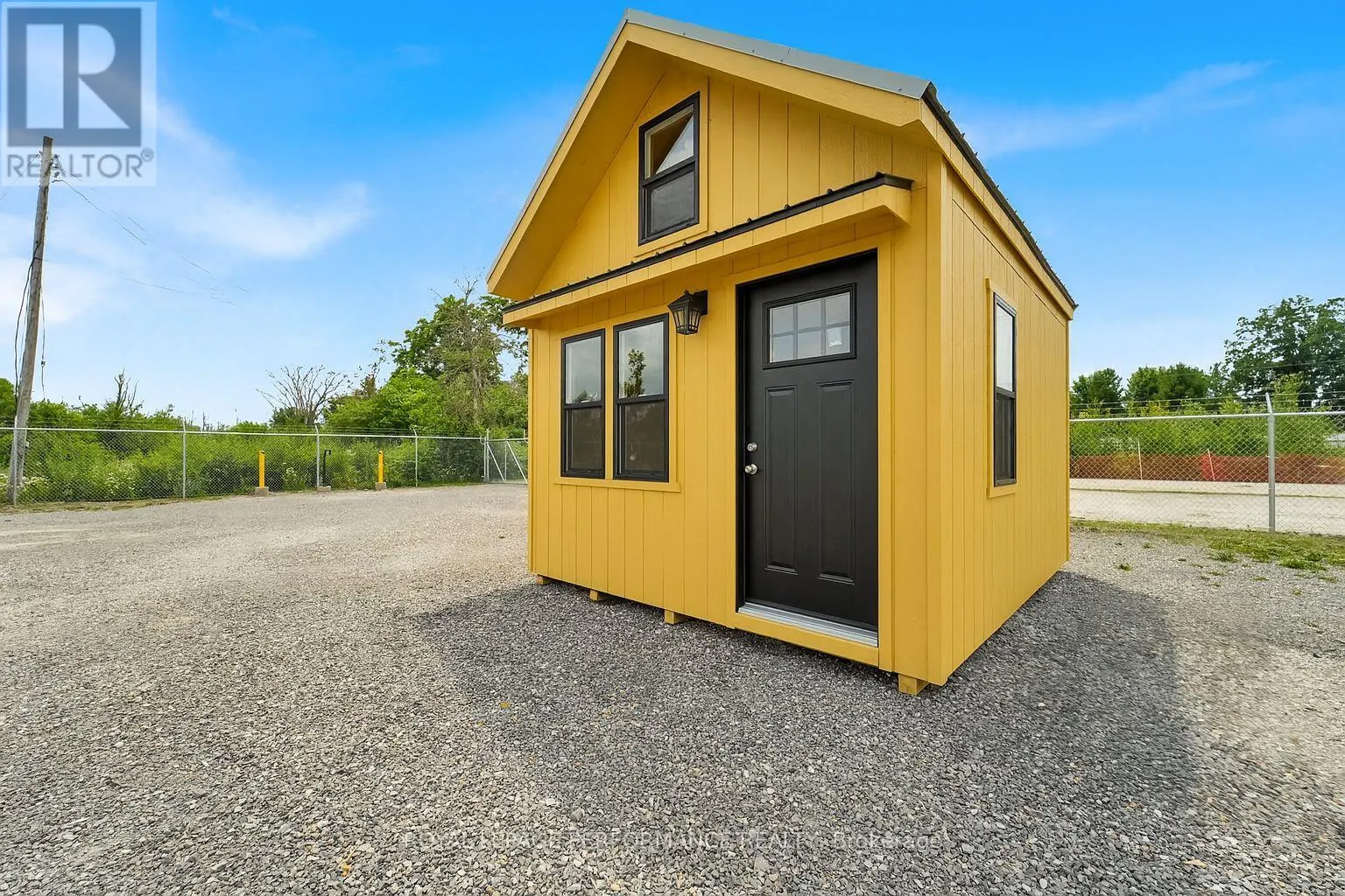 35 CLOVERLOFT COURT