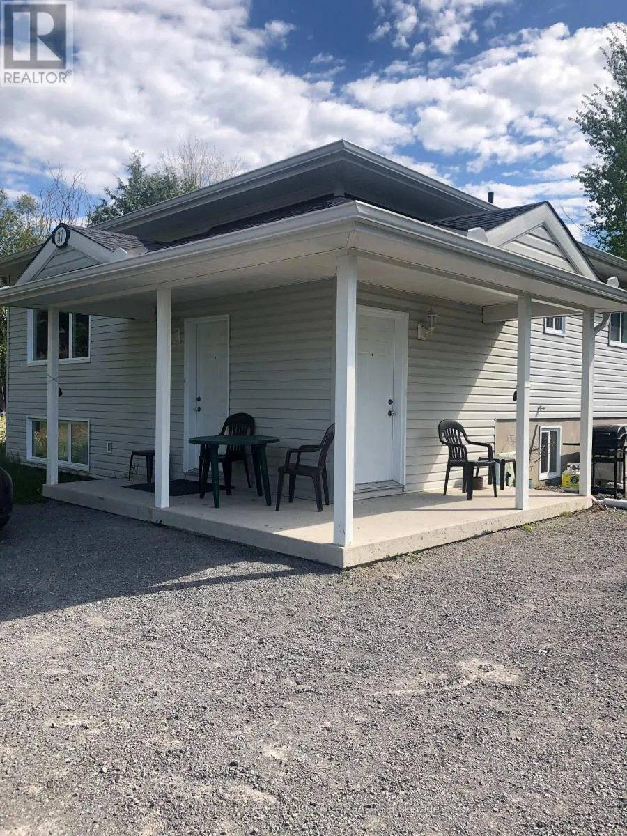 35 CLOVERLOFT COURT