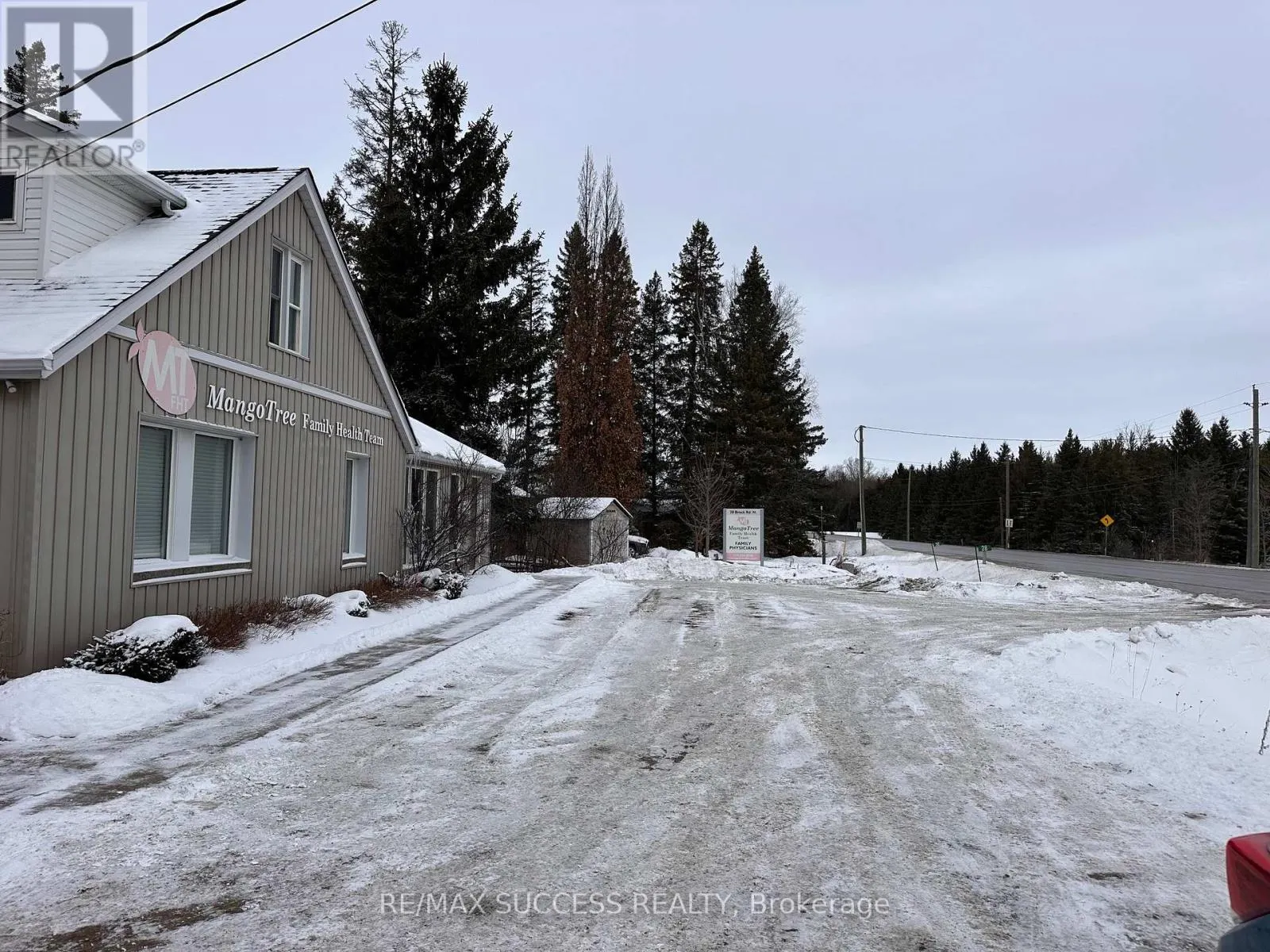 B - 28 BROCK ROAD N