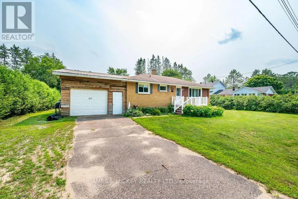 115 LORNE PLACE